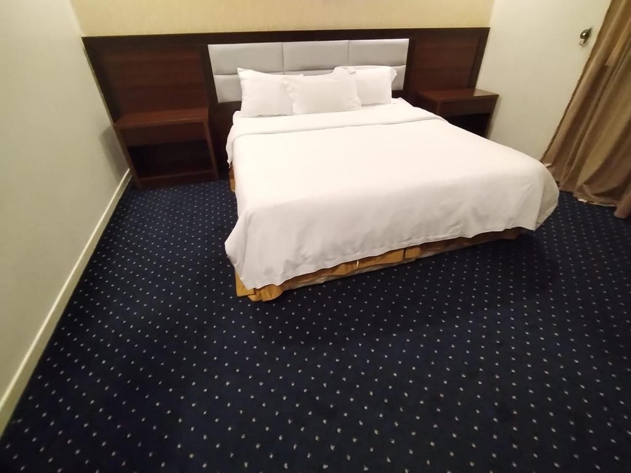 فندق الفرسان المتحدة فرع الفيصلية Aparthotel Jeddah Exterior foto