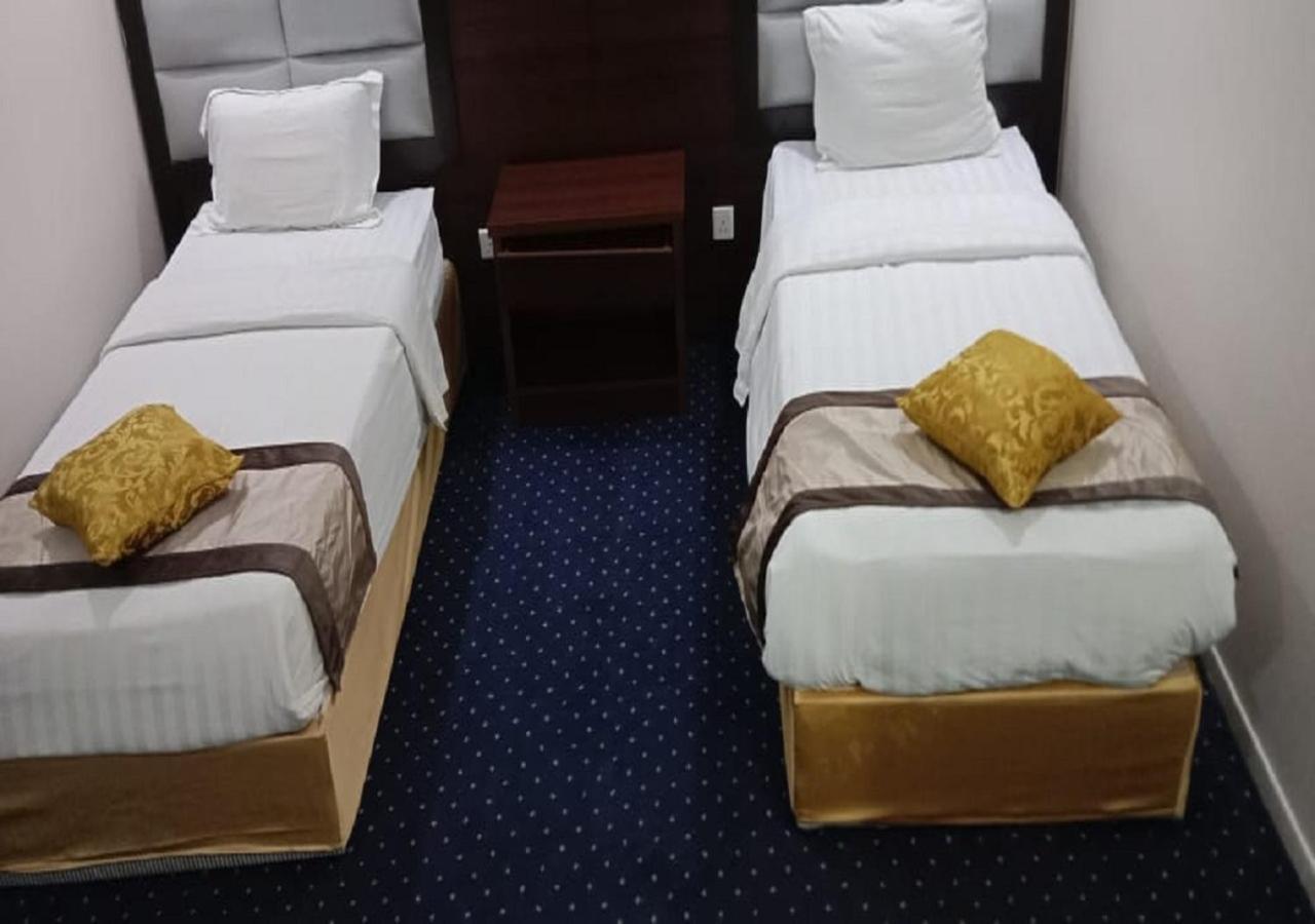 فندق الفرسان المتحدة فرع الفيصلية Aparthotel Jeddah Exterior foto